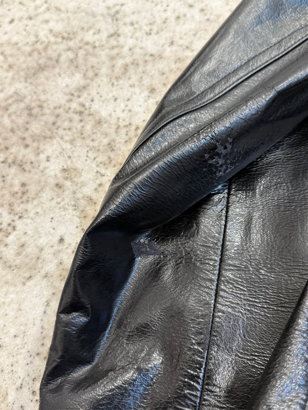 FW1990 Alaïa Patent Leather Perfecto With Darted And Laced Back