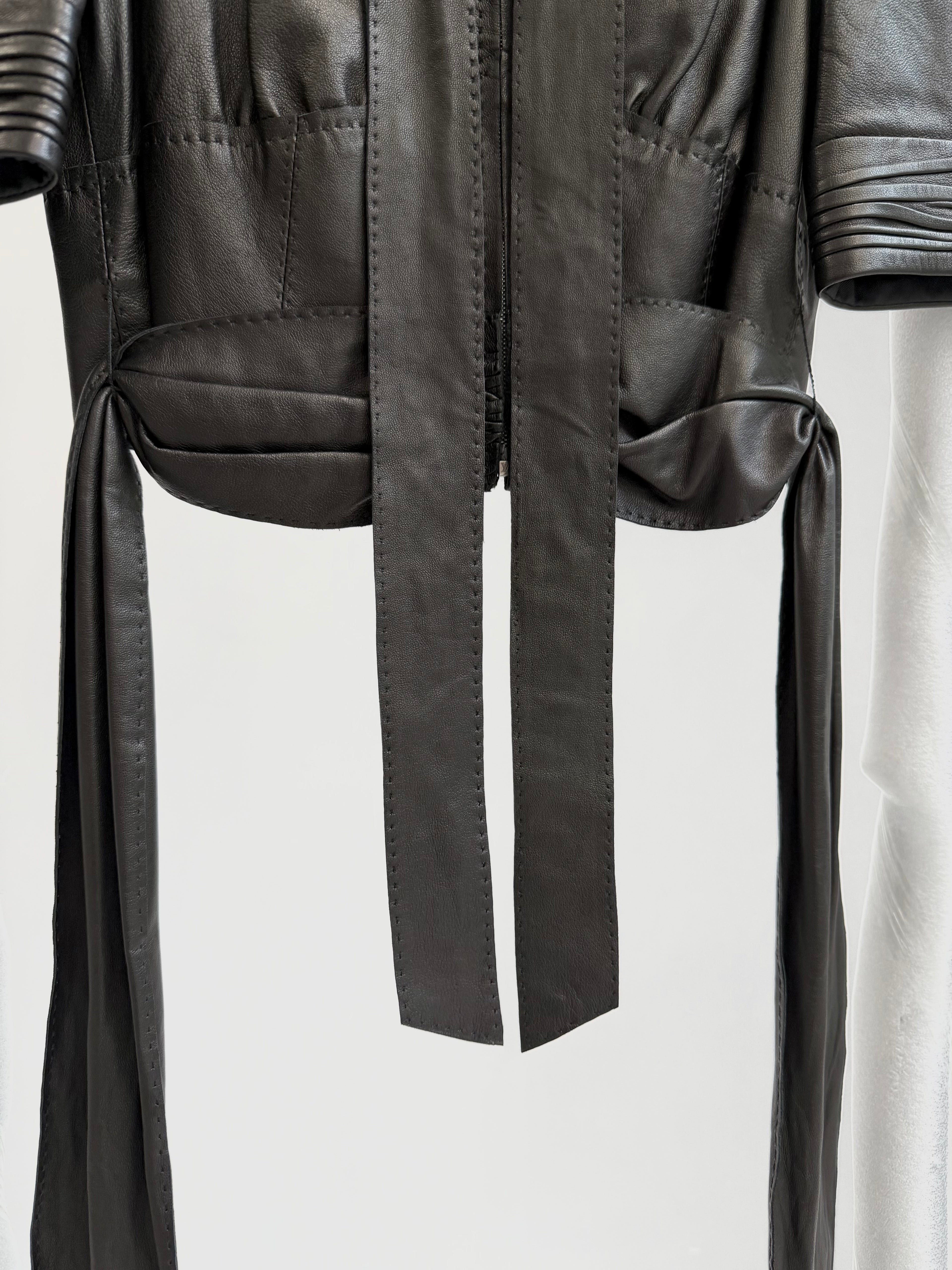 SS2005 Louis Vuitton by Marc Jacobs Runway Plongé Bow Top with Silk Lining and Back Bow Belt