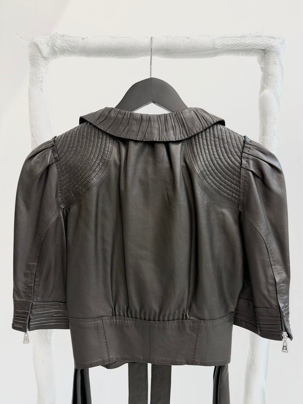 SS2005 Louis Vuitton by Marc Jacobs Runway Plongé Bow Top with Silk Lining and Back Bow Belt