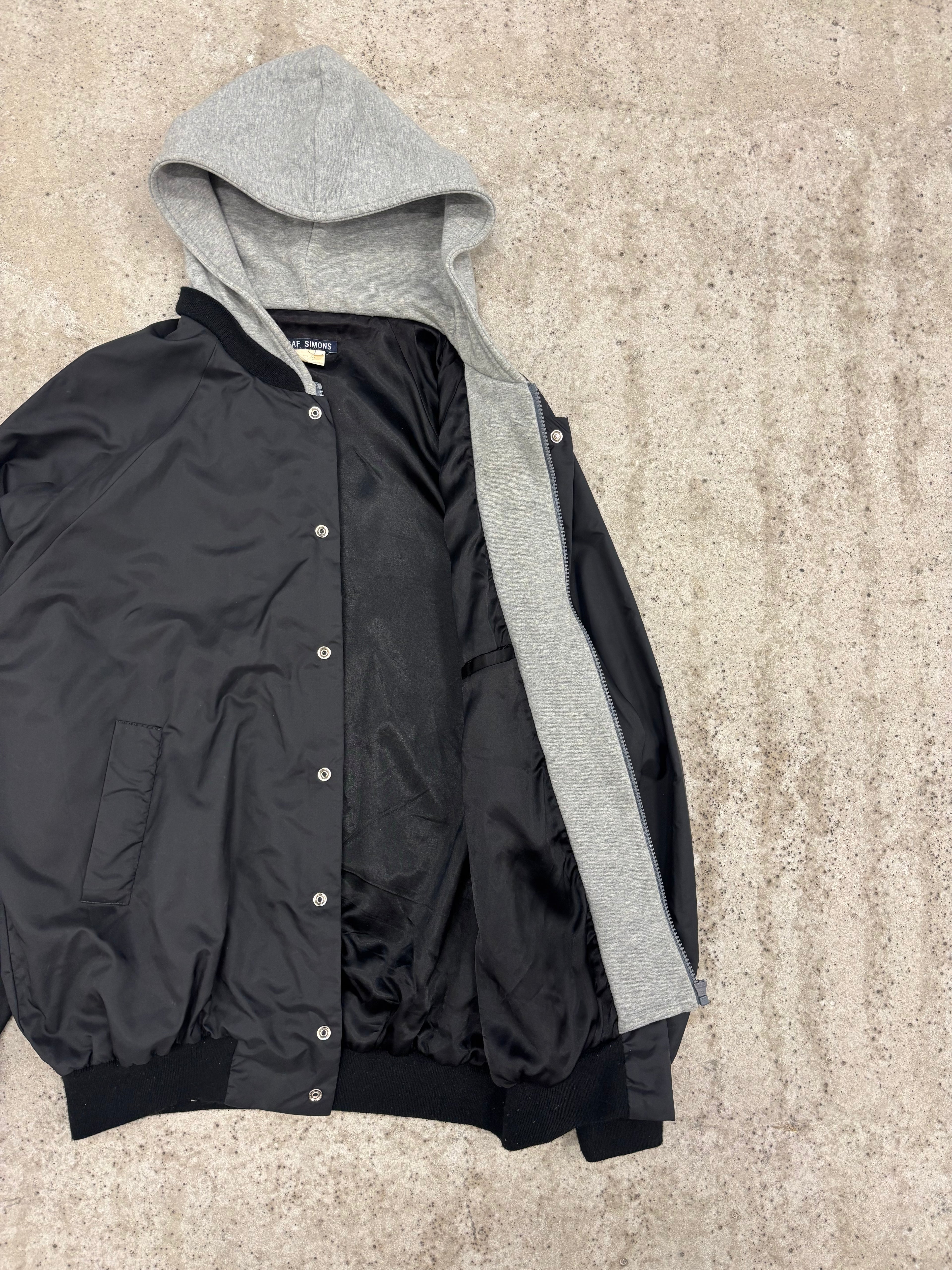 AW1997 Raf Simons Oversize Coach Jacket With Integrated Zip-Up Hoodie Trompe-L'Oeil
