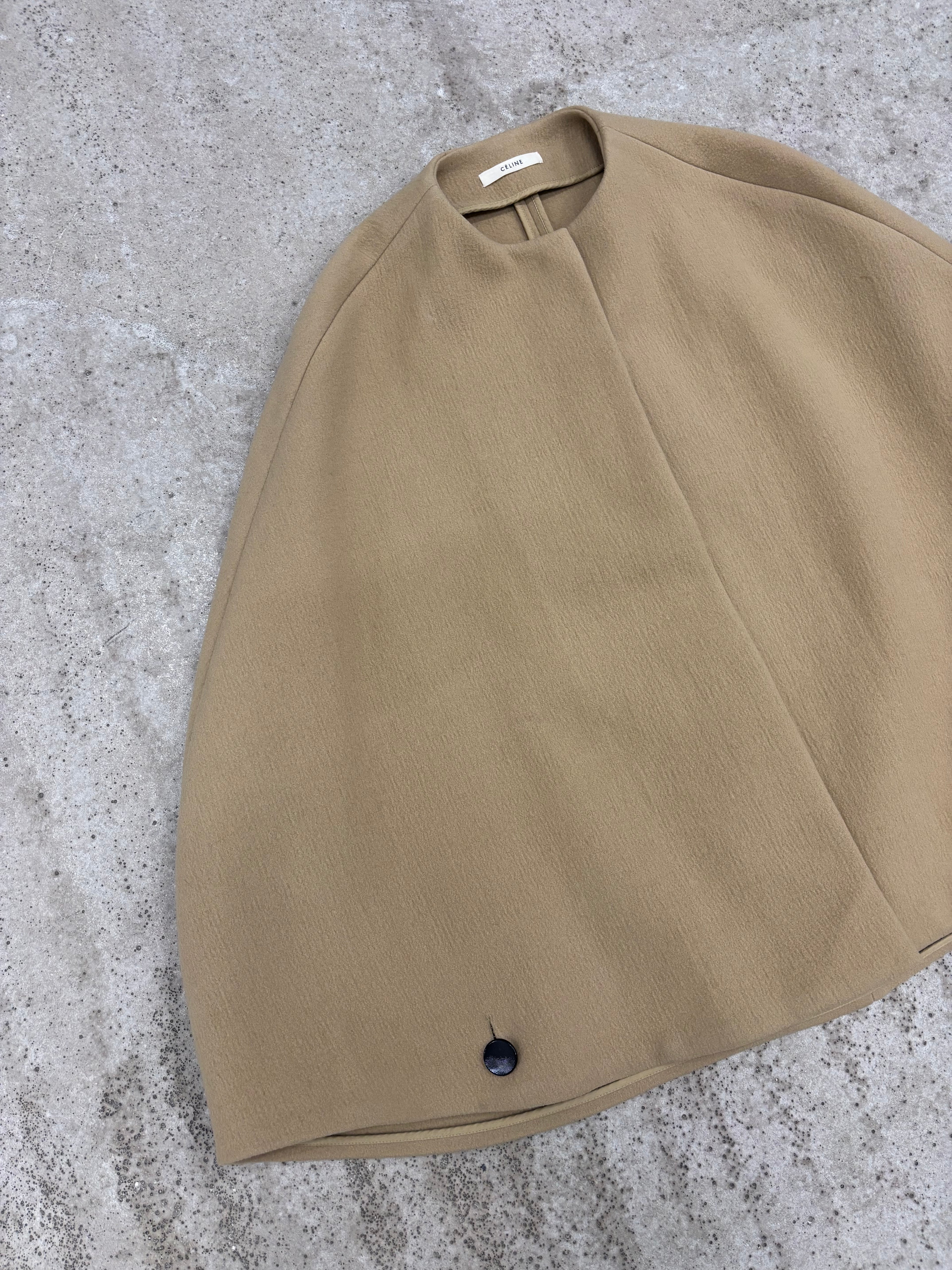 Fall 2010 Céline by Phoebe Philo Wool Short Cape