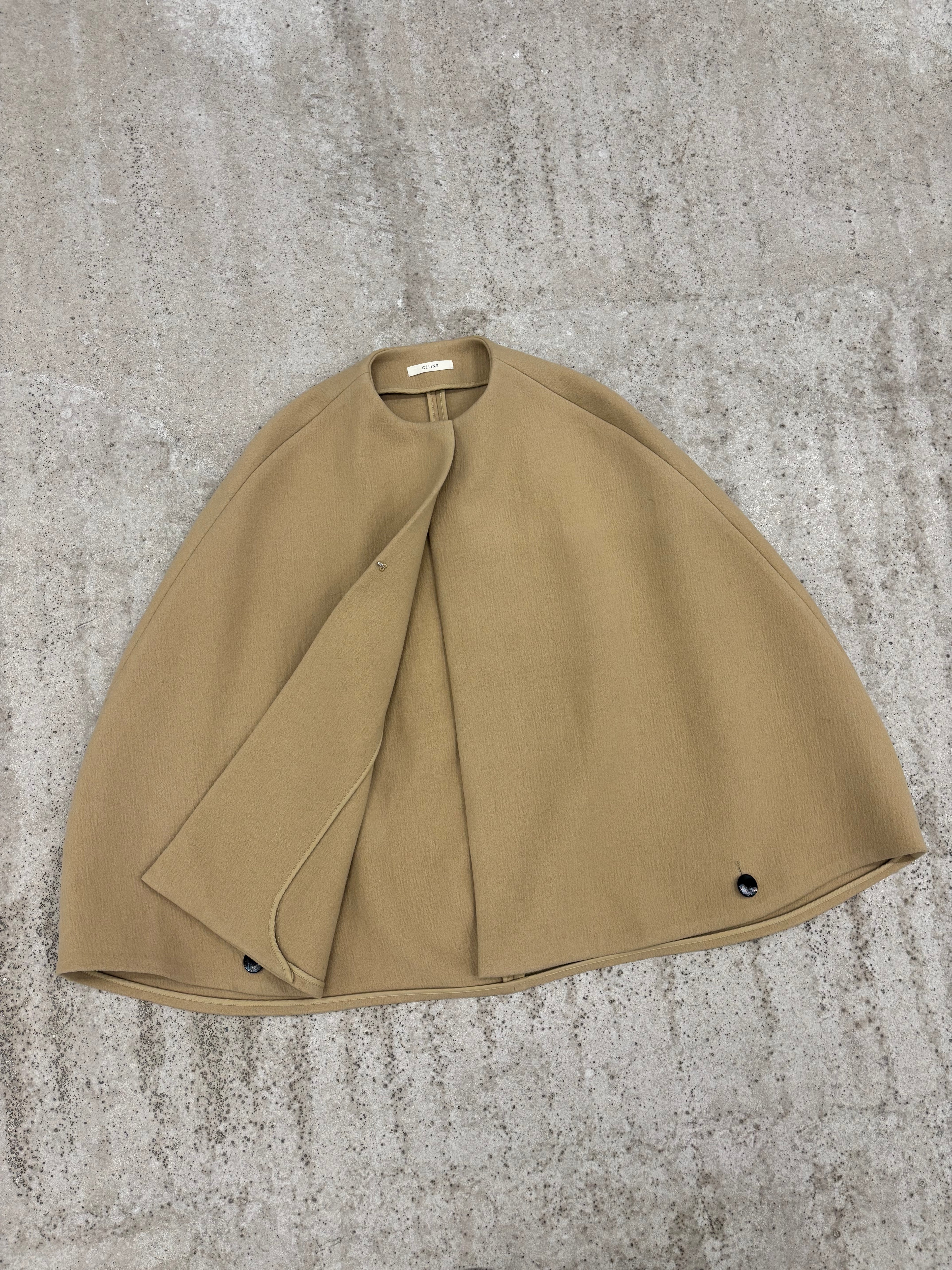 Fall 2010 Céline by Phoebe Philo Wool Short Cape