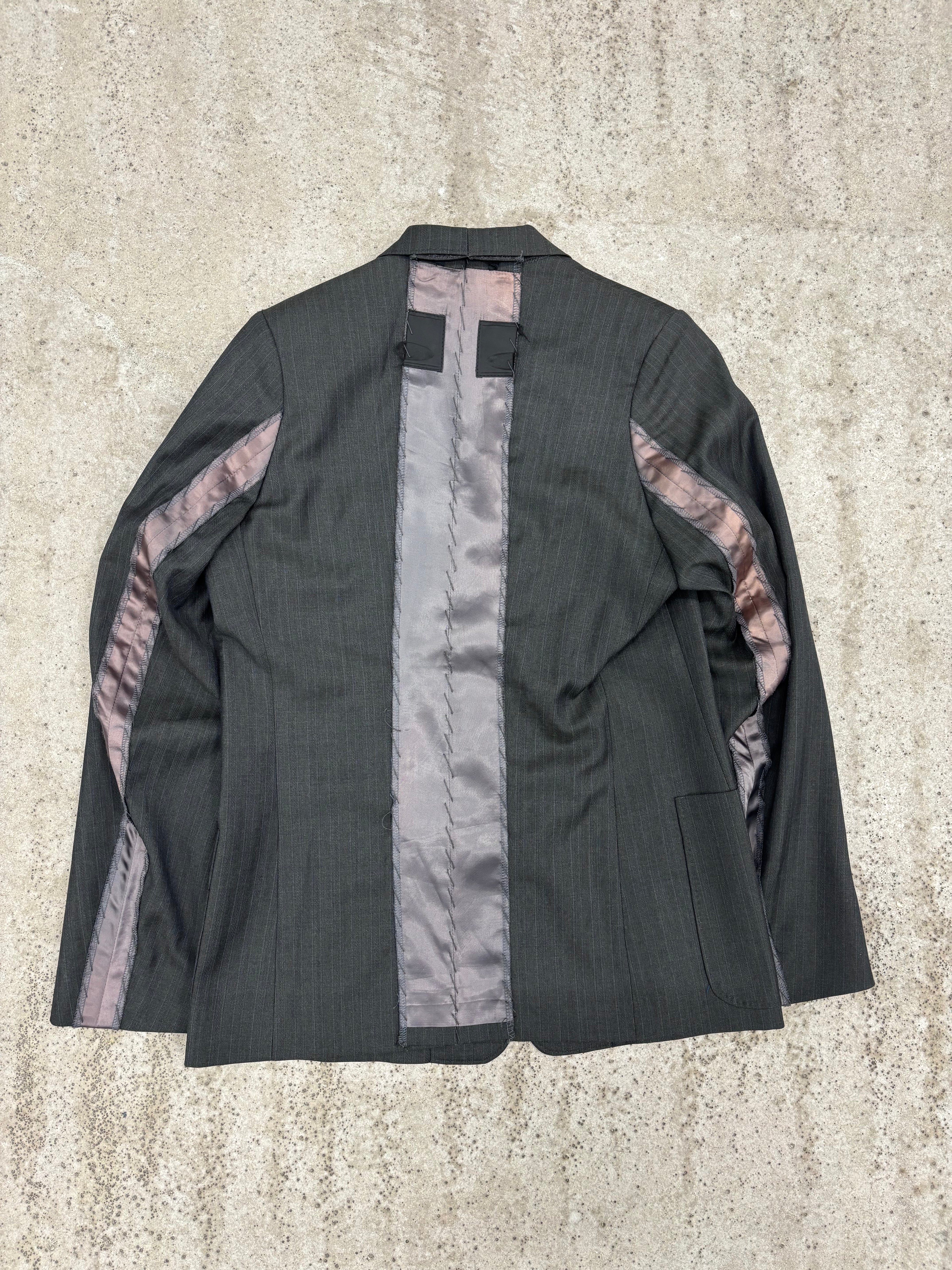 AW2005-2006 Martin Margiela Reconstructed Light Wool Blazer With Ornemental Lining Stripes