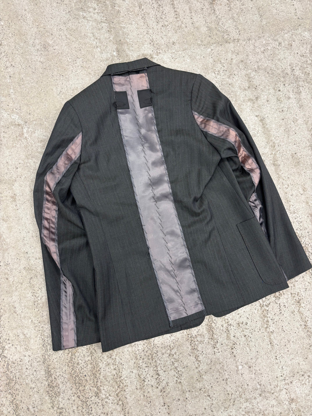 AW2005-2006 Martin Margiela Reconstructed Light Wool Blazer With Ornemental Lining Stripes