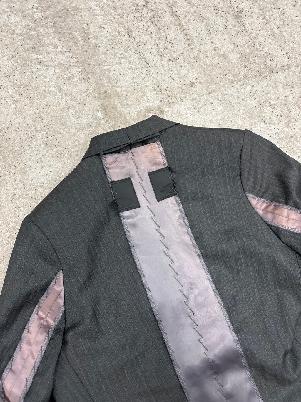 AW2005-2006 Martin Margiela Reconstructed Light Wool Blazer With Ornemental Lining Stripes